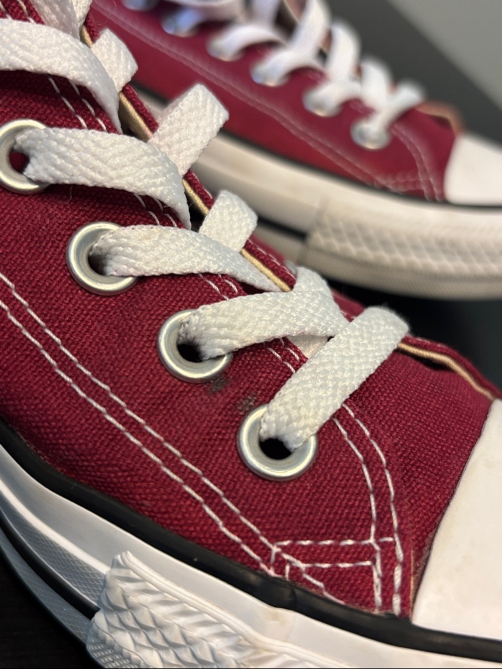 Converse Classic Chuck Taylor Maroon White Canvas Low Top Sneakers Size W8 M6 - Picture 7 of 7